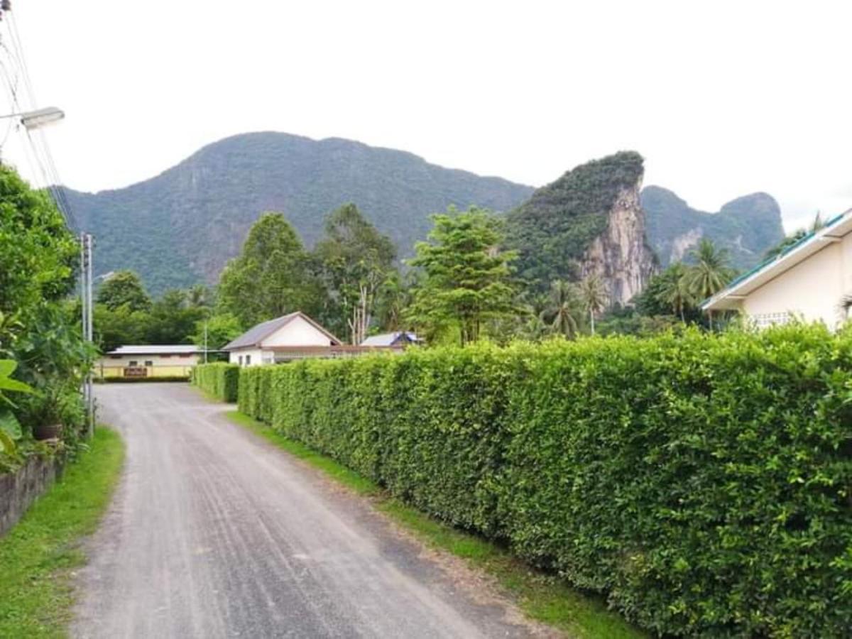 Baan Rim Nam Resort Phang Nga Exterior photo